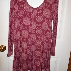 Burgundy long sleeved dress